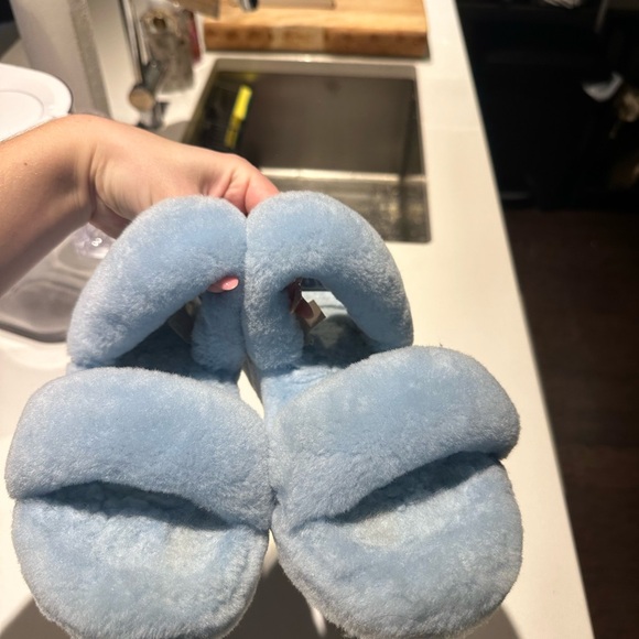 UGG slippers - Picture 4 of 4